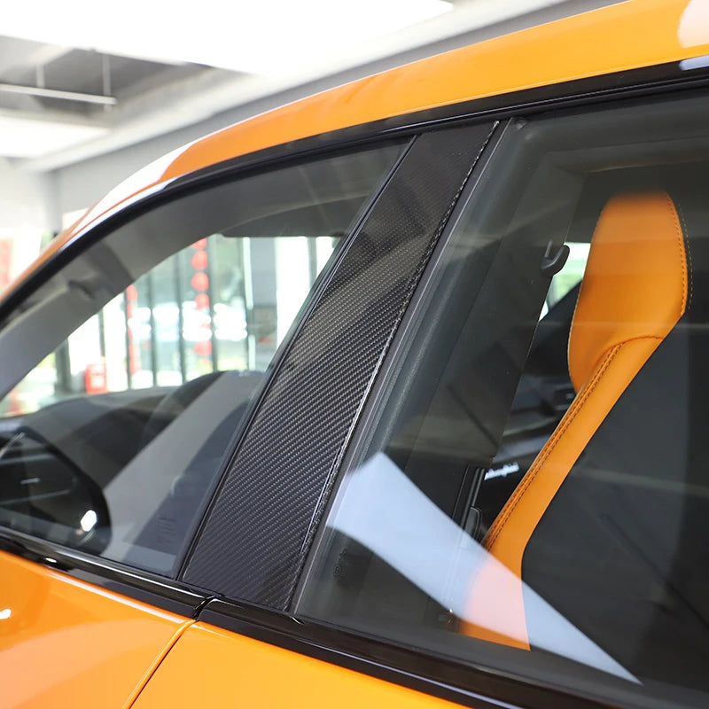 Lamborghini Urus – Pillar Cover