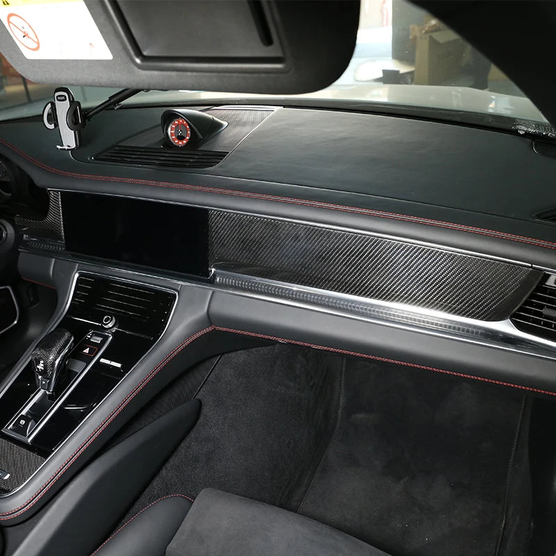Porsche Panamera – Dashboard Panel