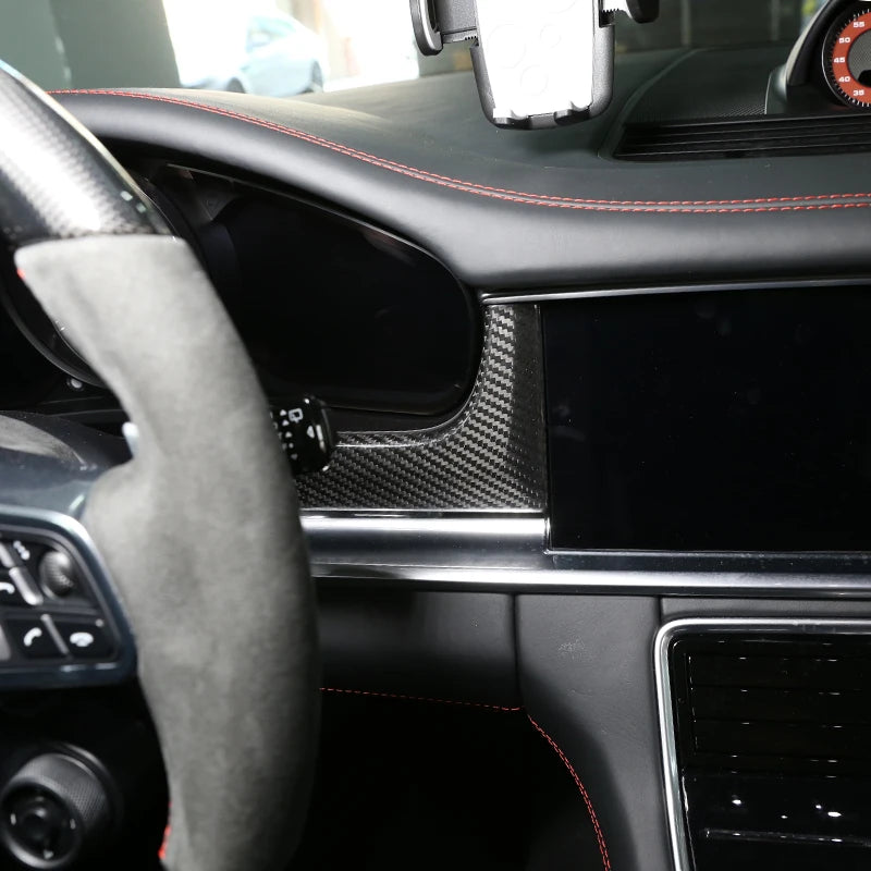 Porsche Panamera – Dashboard Panel
