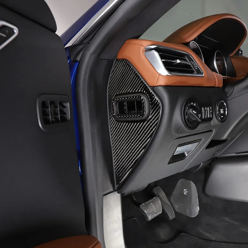 Maserati Ghibli – Dashboard Panel