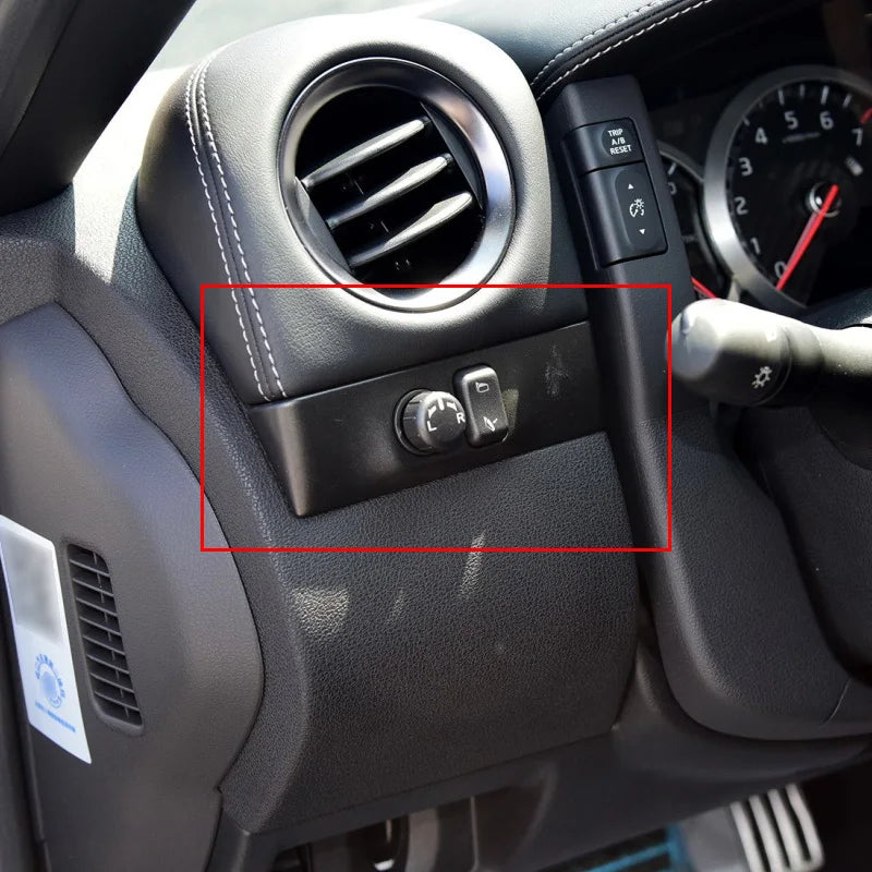 Nissan GTR – Interior Trim