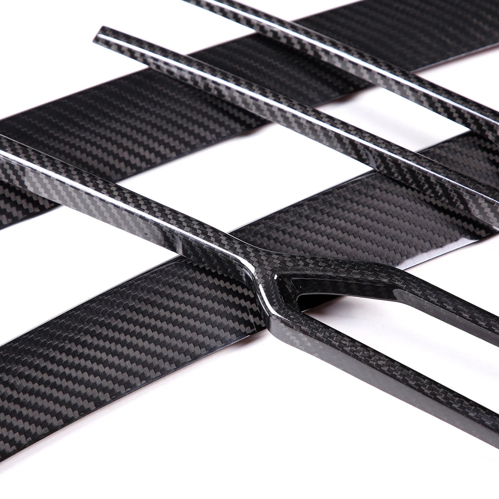 Lamborghini Urus – Front Grille Cover