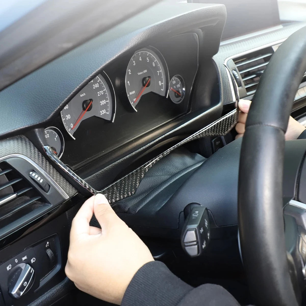 BMW 4 Series F30 – Dashboard Panel