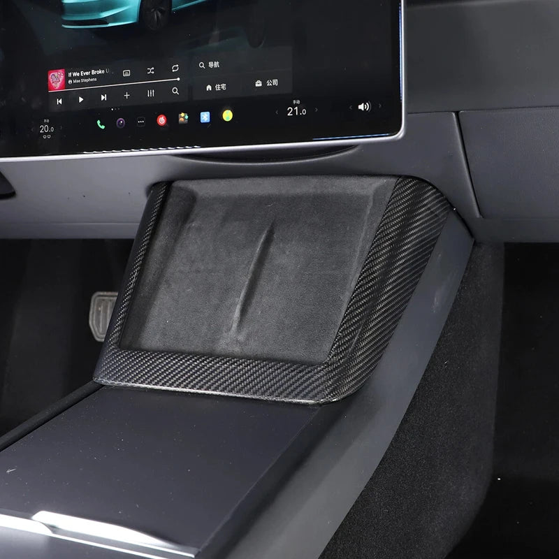 Tesla Model 3 – Center Console