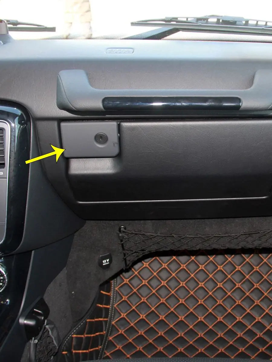 Mercedes-Benz G-Class W463 – Interior Trim